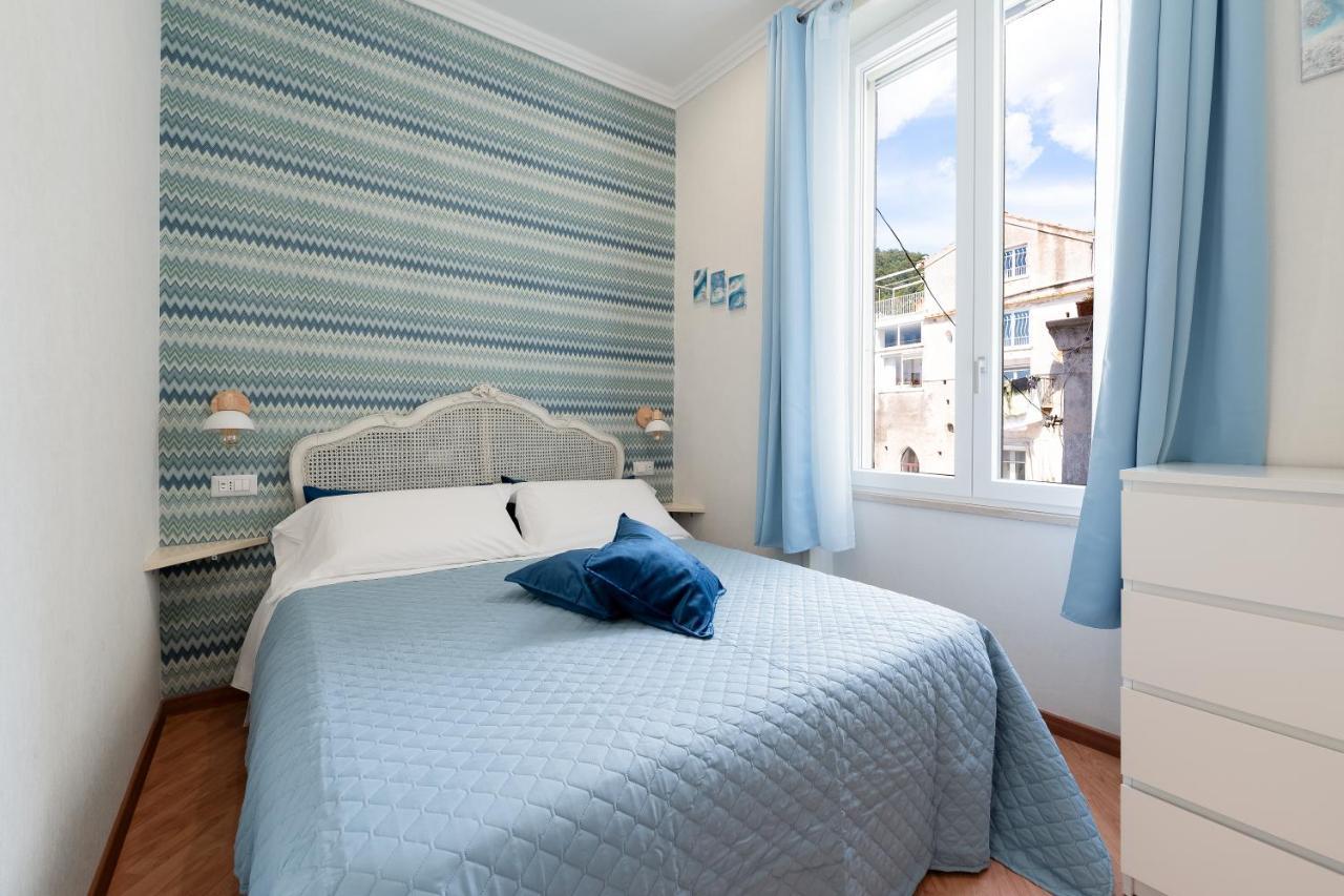 Apartment Amalpha Domus 100 Sqm Apt With Ac Wifi And Balcony