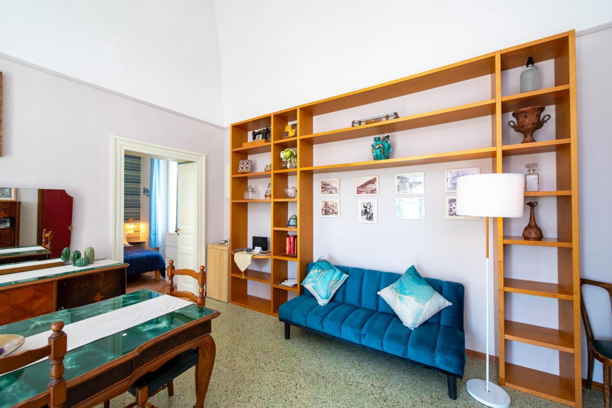 Apartment Amalpha Domus 100 Sqm Apt With Ac Wifi And Balcony