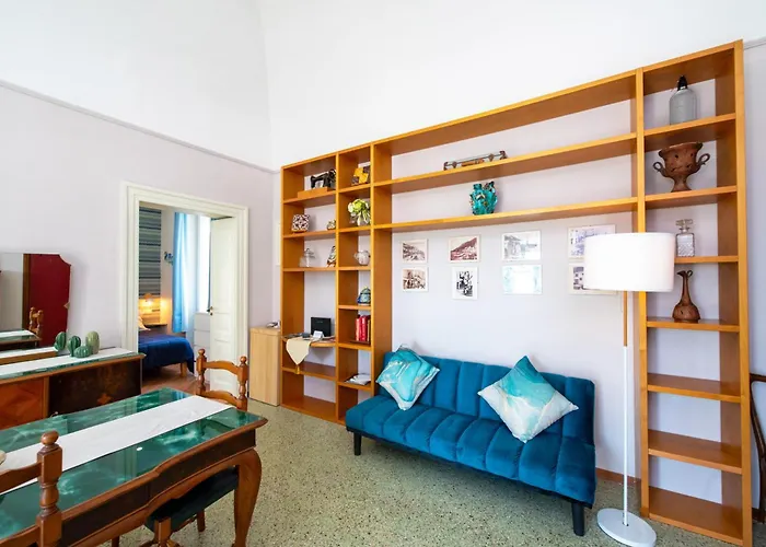 Amalpha Domus 100 Sqm Apt With Ac Wifi And Balcony